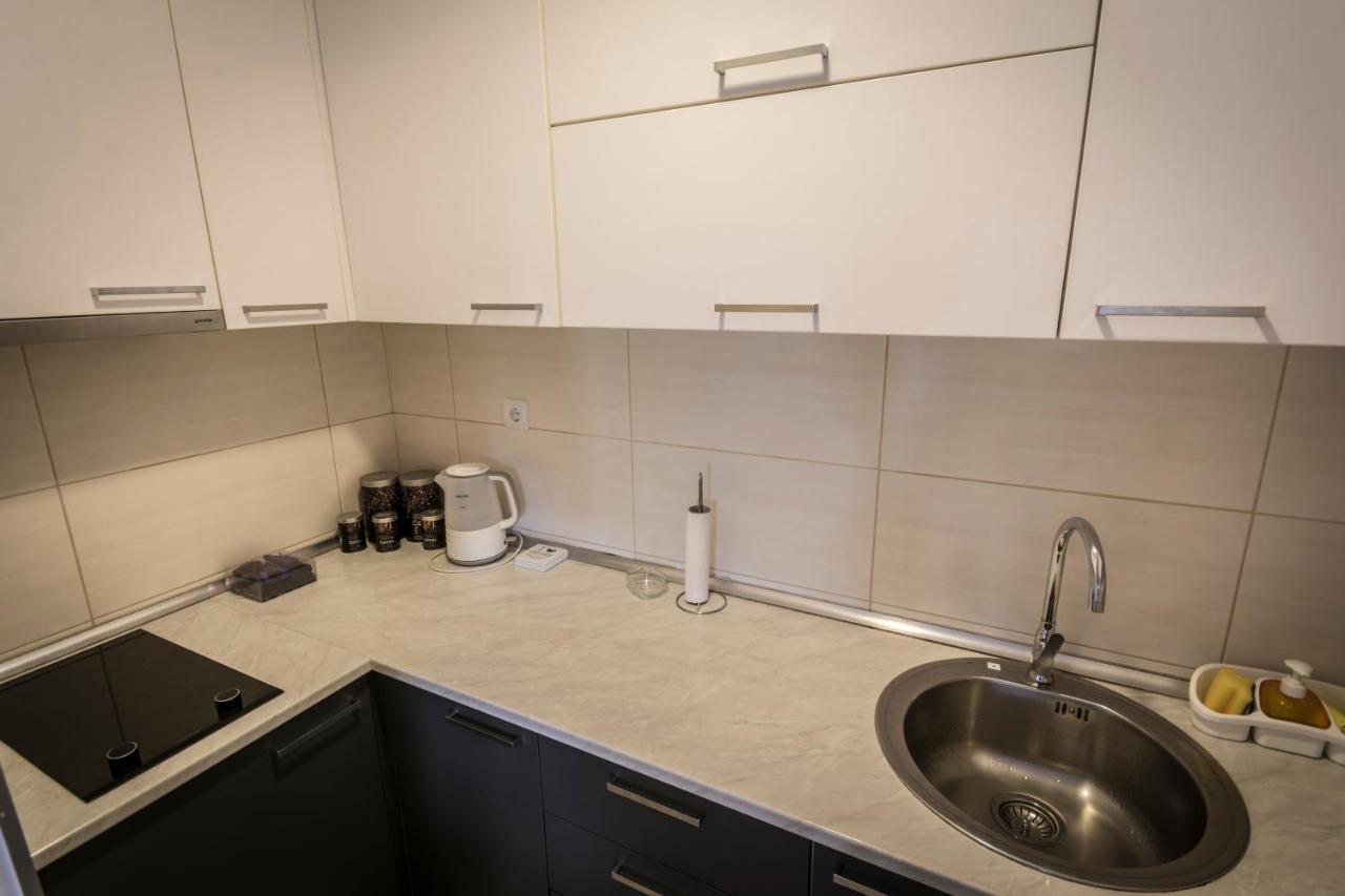 Apartmani F&A ซลาตีบอร์ ภายนอก รูปภาพ